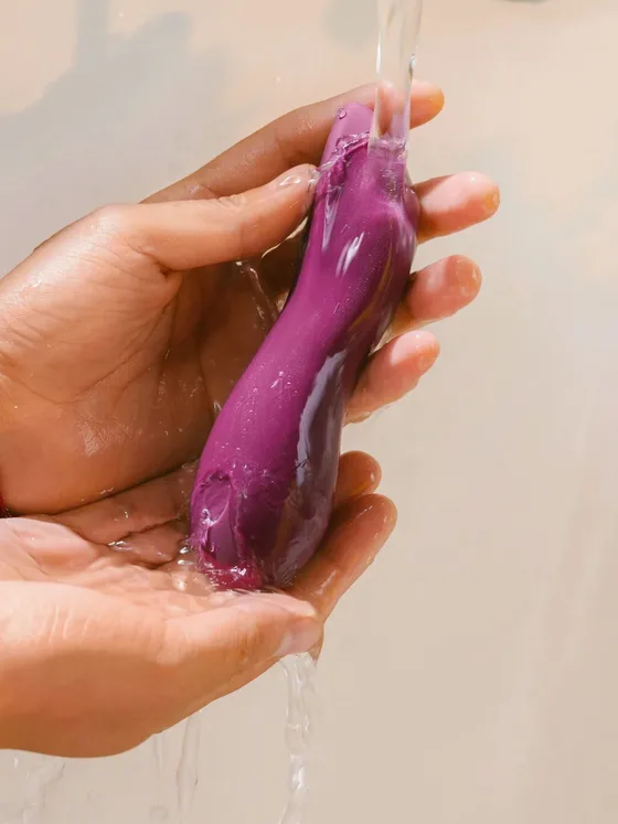 Dame | Dip Classic Vibrator : Plum
