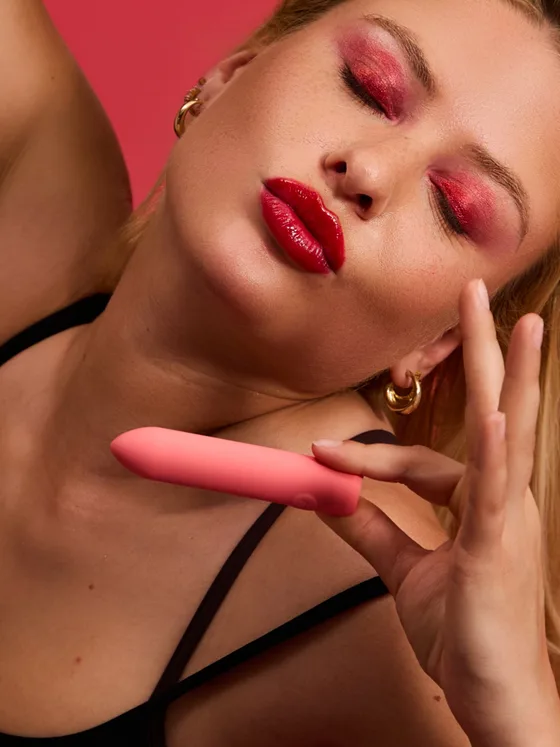 Je Joue | ILY The Bullet : Pink